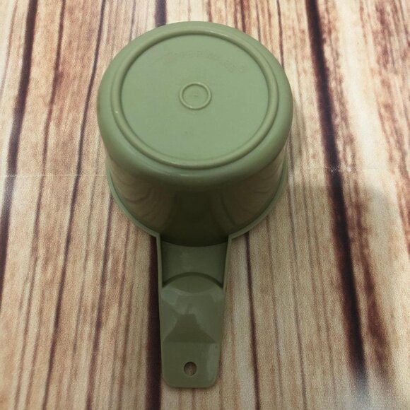 Vintage Tupperware Avocado Green Nesting Measuring Cup 3/4 CUP Replacement 762-5 - Picture 8 of 12